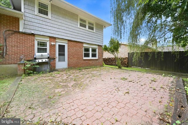 27 DUVALL CT, Wilmington, DE 19808