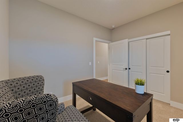 17608 Robin Drive, Omaha, NE 68136