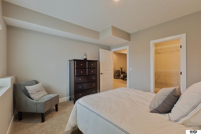 17608 Robin Drive, Omaha, NE 68136