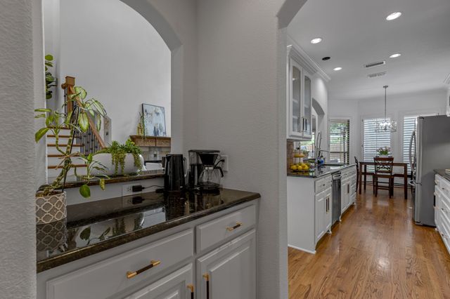 2248 Forest Hollow Park, Dallas, TX 75228