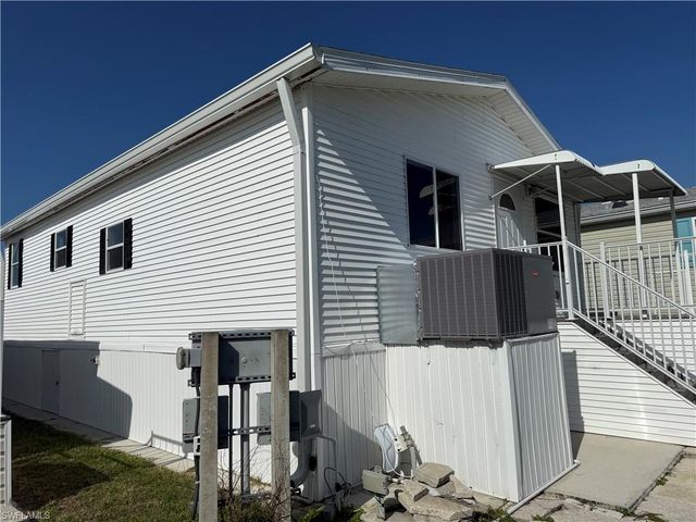 19681 Summerlin RD # 618, Fort Myers, FL 33908