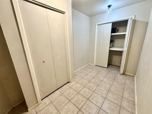 206 Ervin Street N, Comanche, TX 76442