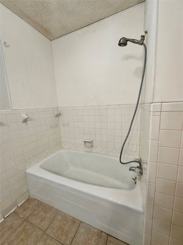 206 Ervin Street N, Comanche, TX 76442