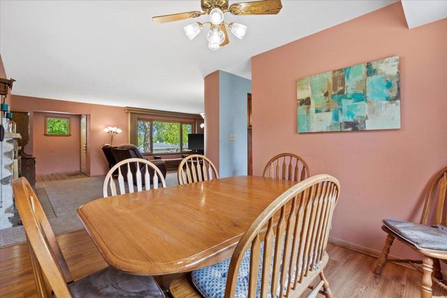 16325 Overhill DRIVE, Brookfield, WI 53005