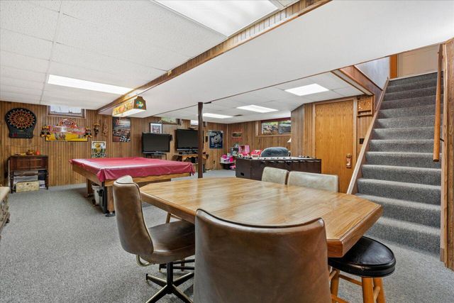 16325 Overhill DRIVE, Brookfield, WI 53005