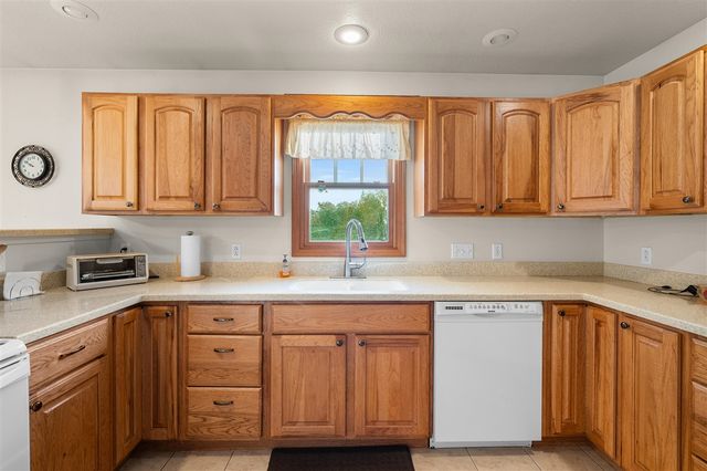 26088 Wasepi Road, Centreville, MI 49032