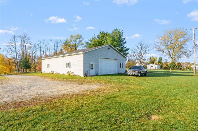 26088 Wasepi Road, Centreville, MI 49032