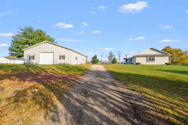 26088 Wasepi Road, Centreville, MI 49032