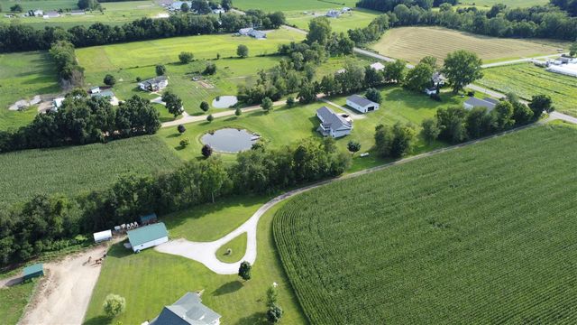 26088 Wasepi Road, Centreville, MI 49032