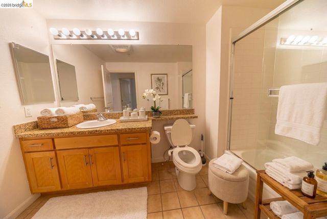 301 Crescent Ct 3307, San Francisco, CA 94134