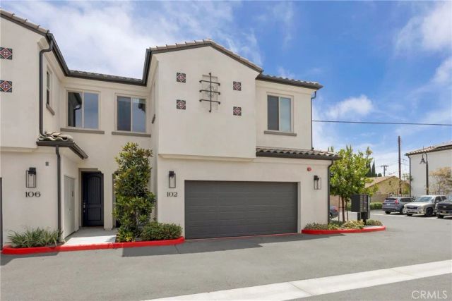 17544 Cameron 102, Huntington Beach, CA 92647