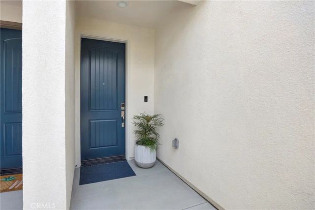 17544 Cameron 102, Huntington Beach, CA 92647