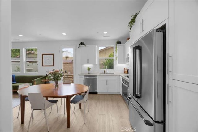 17544 Cameron 102, Huntington Beach, CA 92647