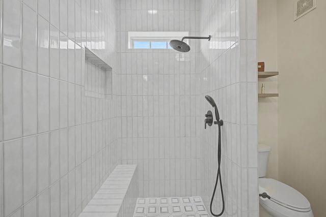 305 Seven Springs Way Apt 403, Brentwood, TN 37027