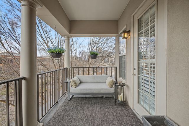 305 Seven Springs Way Apt 403, Brentwood, TN 37027