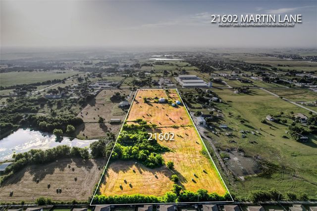 21602 Martin LN, Pflugerville, TX 78660