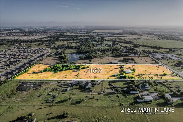 21602 Martin LN, Pflugerville, TX 78660