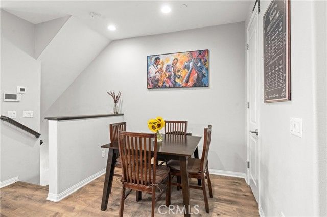 14840 Maple Ter, Los Angeles, CA 91402