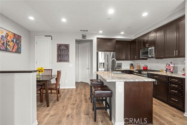 14840 Maple Ter, Los Angeles, CA 91402