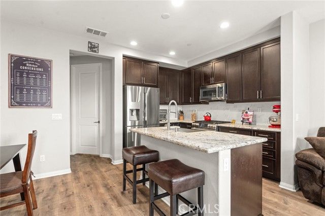 14840 Maple Ter, Los Angeles, CA 91402