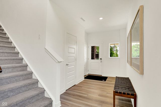 1531 Pine Circle, Franklin, IN 46131