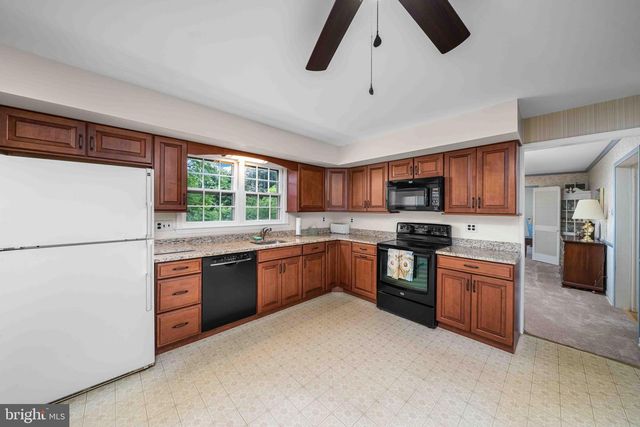 5406 CRESTLINE RD, Wilmington, DE 19808