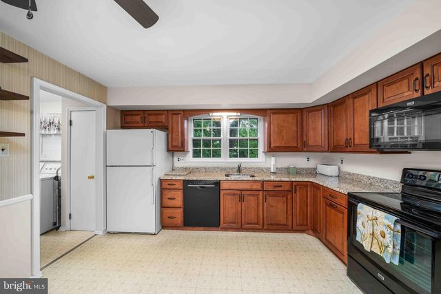 5406 CRESTLINE RD, Wilmington, DE 19808