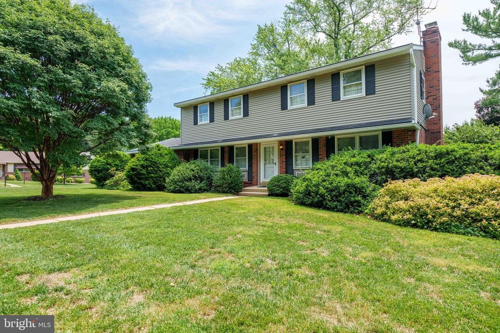 5406 CRESTLINE RD, Wilmington, DE 19808