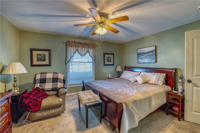 8764 E 62 Highway, Harrison, AR 72601