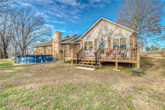 8764 E 62 Highway, Harrison, AR 72601