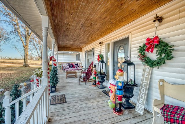 8764 E 62 Highway, Harrison, AR 72601