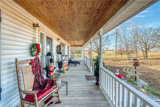 8764 E 62 Highway, Harrison, AR 72601