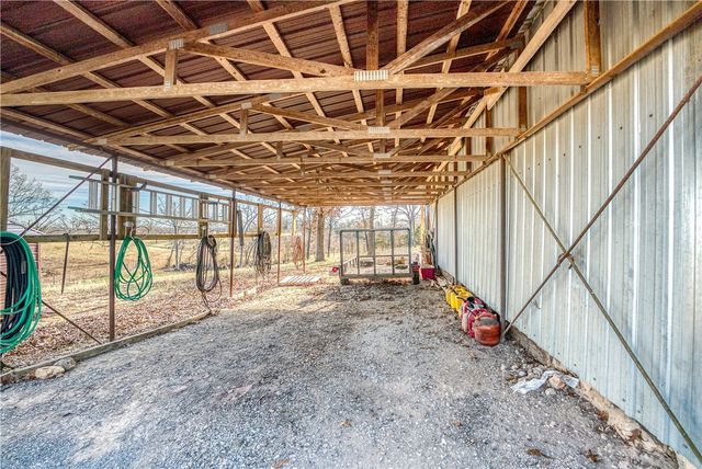 8764 E 62 Highway, Harrison, AR 72601