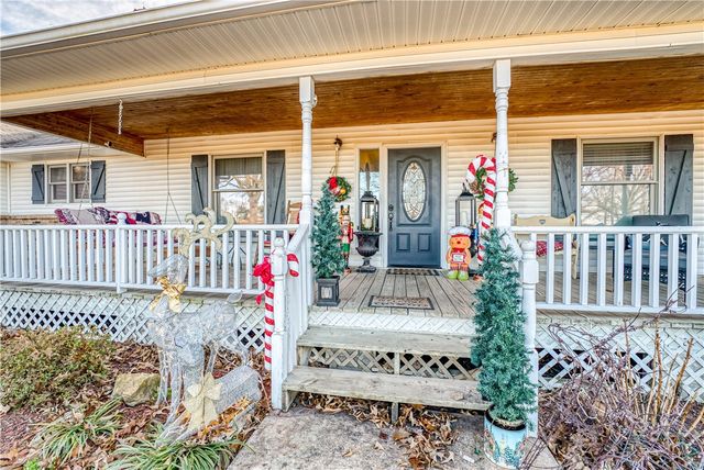 8764 E 62 Highway, Harrison, AR 72601