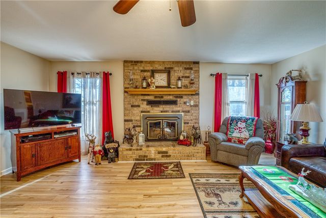 8764 E 62 Highway, Harrison, AR 72601