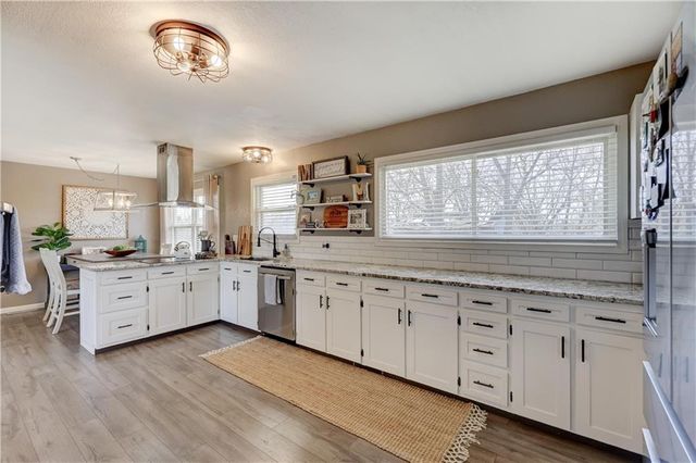 3420 Lostine Road, Columbus, KS 66725