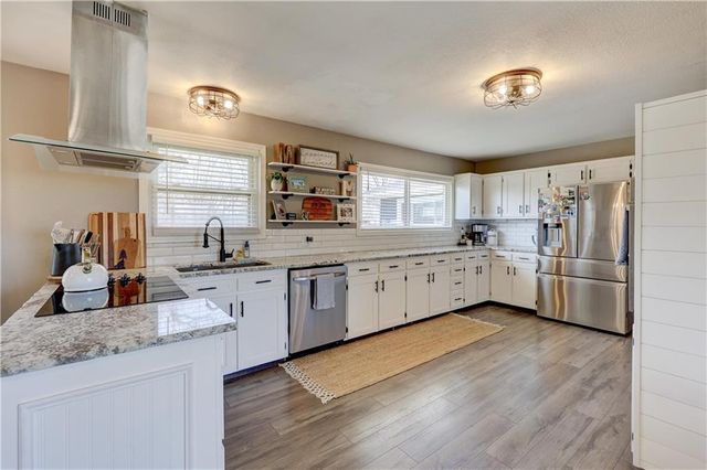 3420 Lostine Road, Columbus, KS 66725