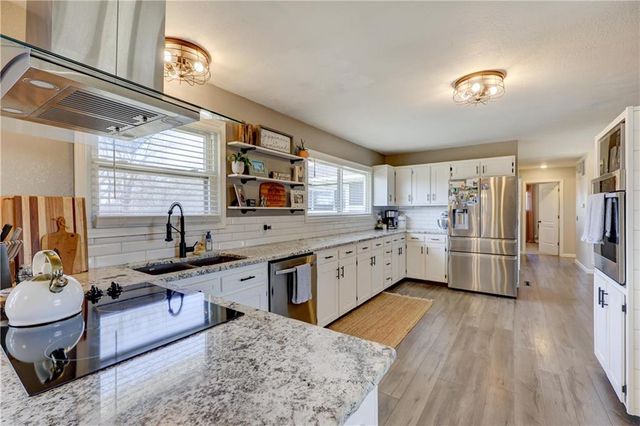 3420 Lostine Road, Columbus, KS 66725