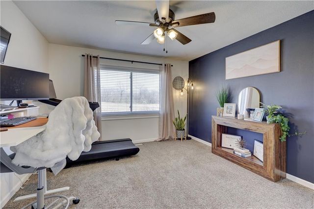 3420 Lostine Road, Columbus, KS 66725