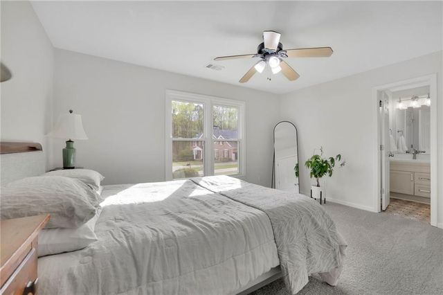 5380 Castlebrooke Crossing Drive, Cumming, GA 30040