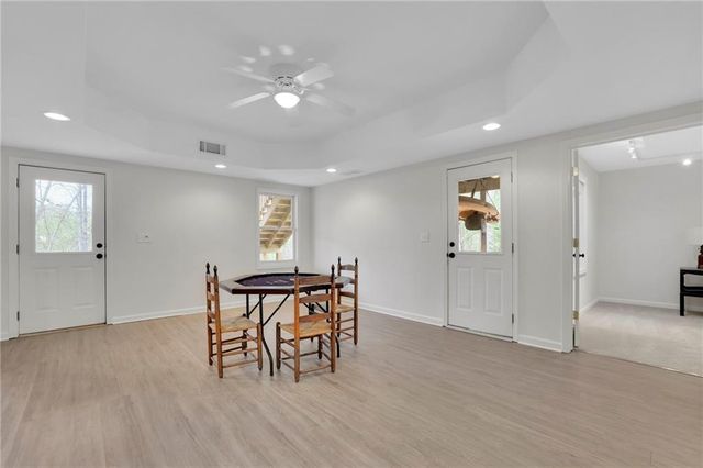 5380 Castlebrooke Crossing Drive, Cumming, GA 30040