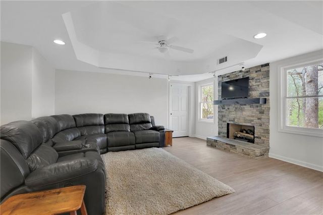 5380 Castlebrooke Crossing Drive, Cumming, GA 30040