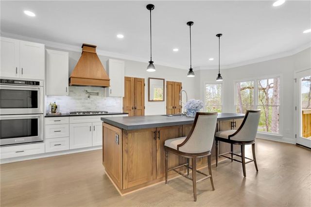 5380 Castlebrooke Crossing Drive, Cumming, GA 30040