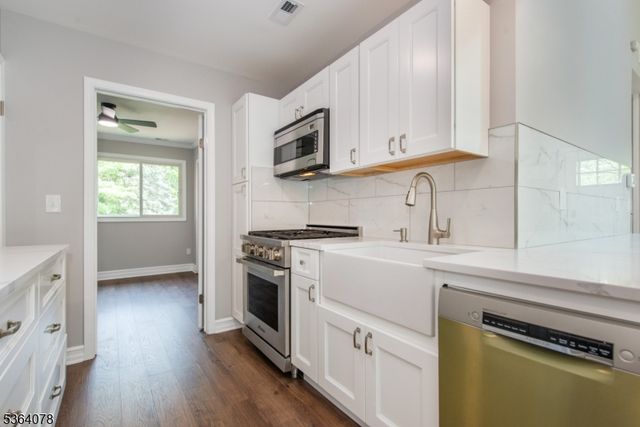 2 Falkenstein Dr 10, Vernon Twp., NJ 07462