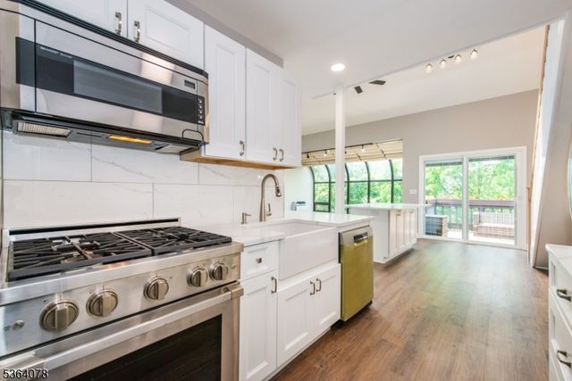 2 Falkenstein Dr 10, Vernon Twp., NJ 07462