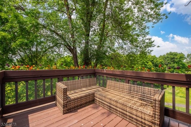 2 Falkenstein Dr 10, Vernon Twp., NJ 07462