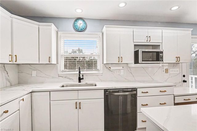 3405 Windswept Drive, Summerfield, NC 27358