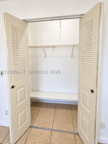300 SW 134th Way 105E, Pembroke Pines, FL 33027