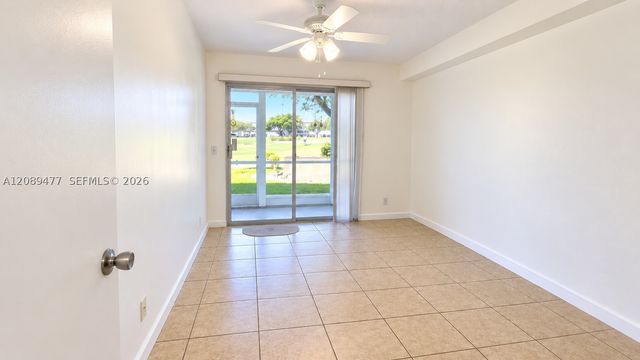 300 SW 134th Way 105E, Pembroke Pines, FL 33027