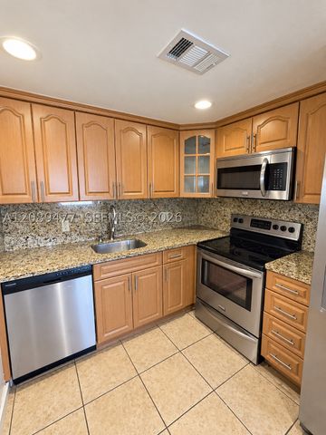 300 SW 134th Way 105E, Pembroke Pines, FL 33027
